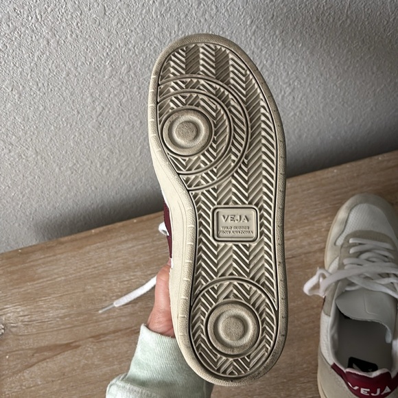 VEJA White Red and Cream Suede Sneakers - Picture 6 of 12